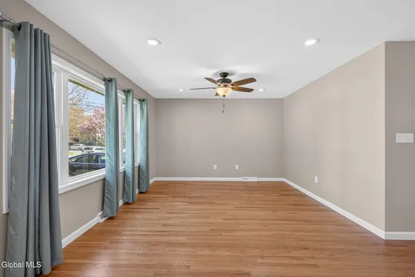 $2,500 | 614 Park Avenue, Albany, NY 12208