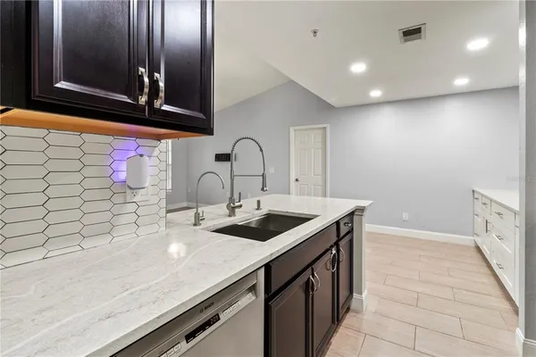 $275,000 | 8911 Manor Loop, Unit 204, Lakewood Ranch, FL 34202
