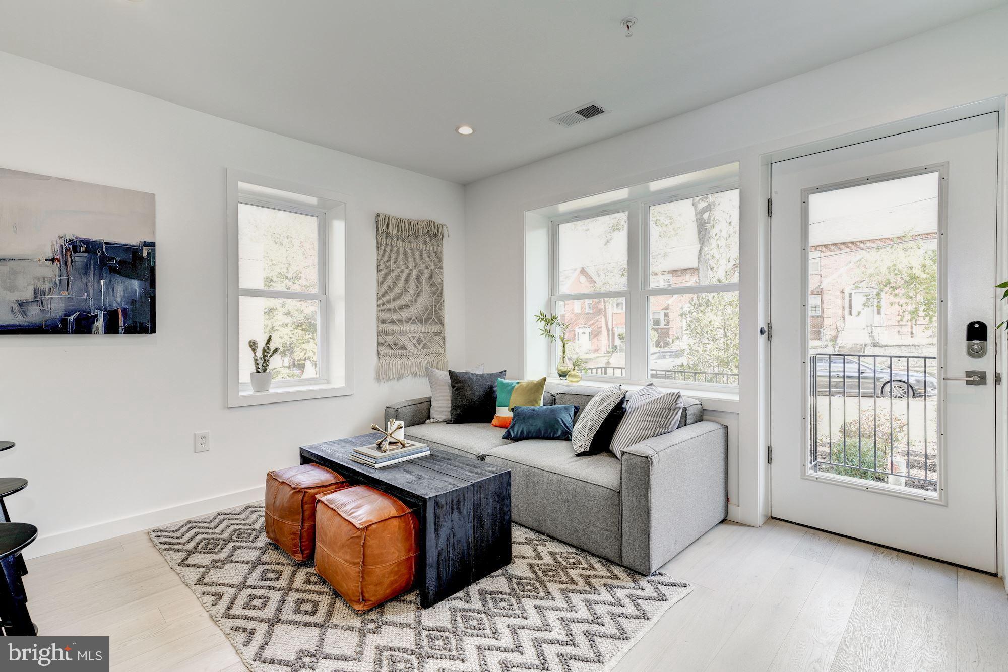 4816 3rd Street Northwest, Unit FOUR Washington, DC 20011 - Photo 2 of 17