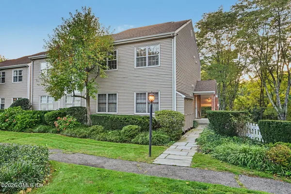$4,800 | 51 Old Kings Highway, Unit 16, Old Greenwich, CT 06870