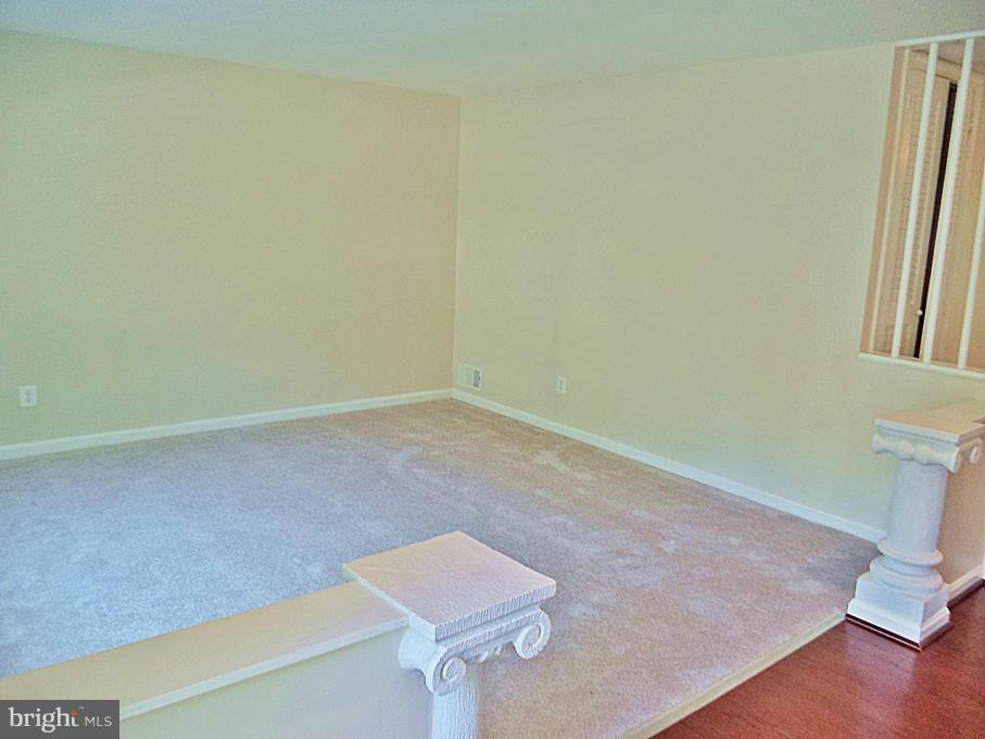 12904 Neola Road Silver Spring, MD 20906 - Photo 12 of 30 SPACIOUS LIVING ROOM !