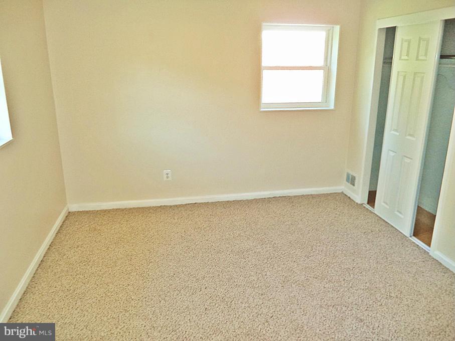 12904 Neola Road Silver Spring, MD 20906 - Photo 15 of 30 MASTER-SUITE,NEW CARPETS