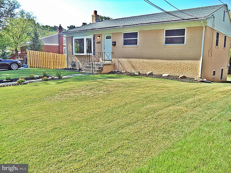 12904 Neola Road Silver Spring, MD 20906 - Photo 24 of 30 Beautiful Yard, Front 7 Side PORCH,DRIVEWAY
