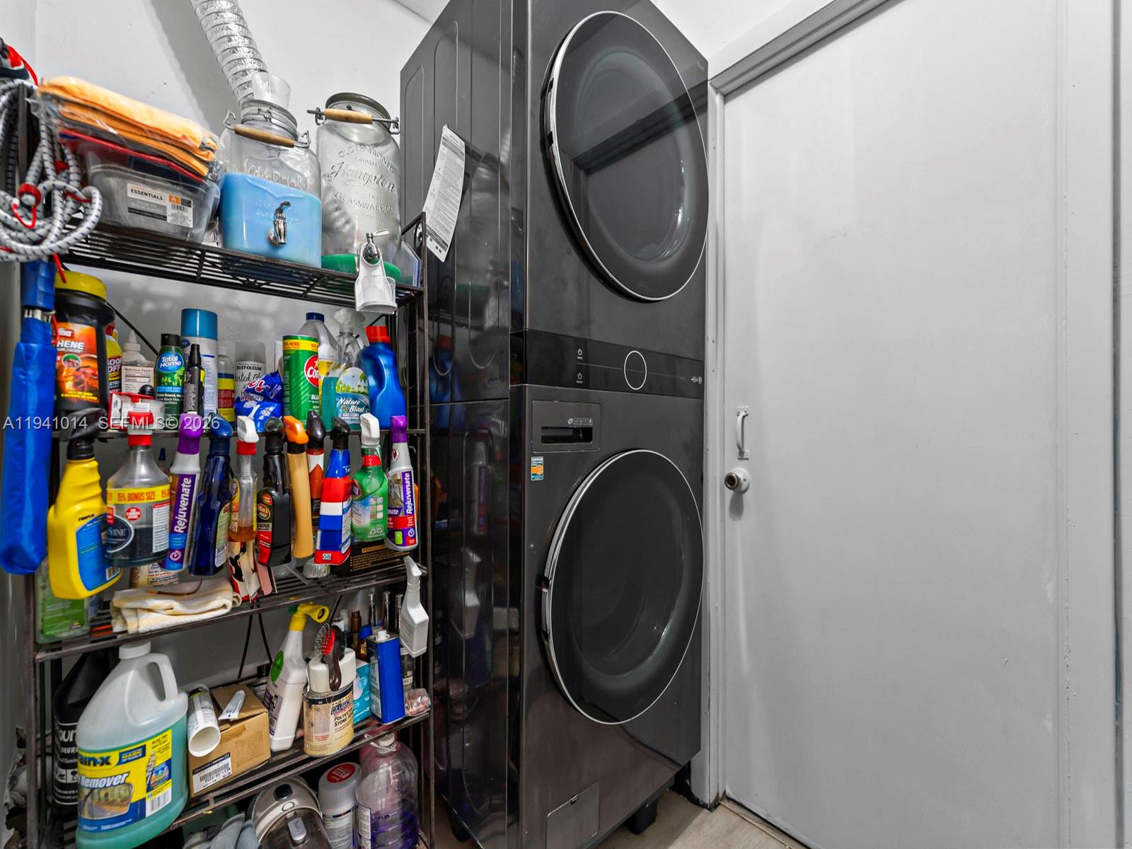 12301 Southwest 28th Street Miami, FL 33175 - Photo 23 of 46 a utility room with dryer and washer