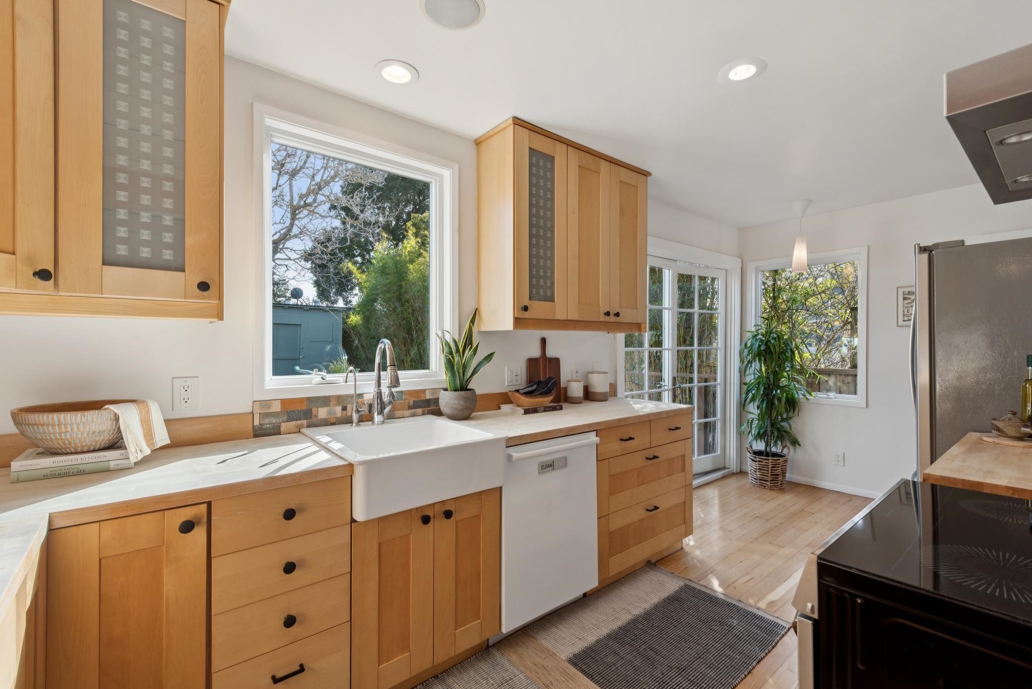 998 Virginia Street Berkeley, CA 94710 - Photo 17 of 50