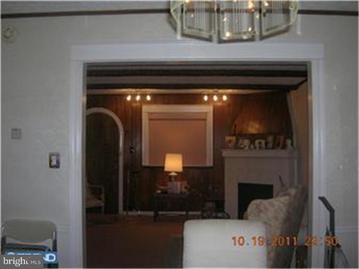 1232 Marlyn Road Philadelphia, PA 19151 - Photo 3 of 12 Gallery Image 3