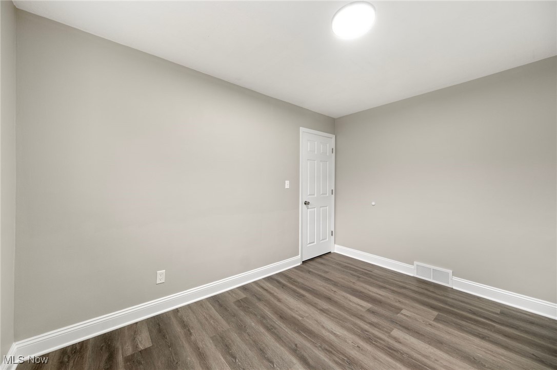 30305 Powell Road Willowick, OH 44095 - Photo 15 of 30