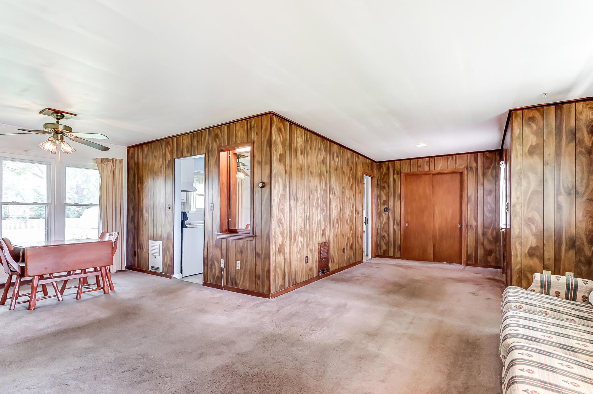 1161 Barks Road East Marion, OH 43302 - Photo 6 of 27 006
