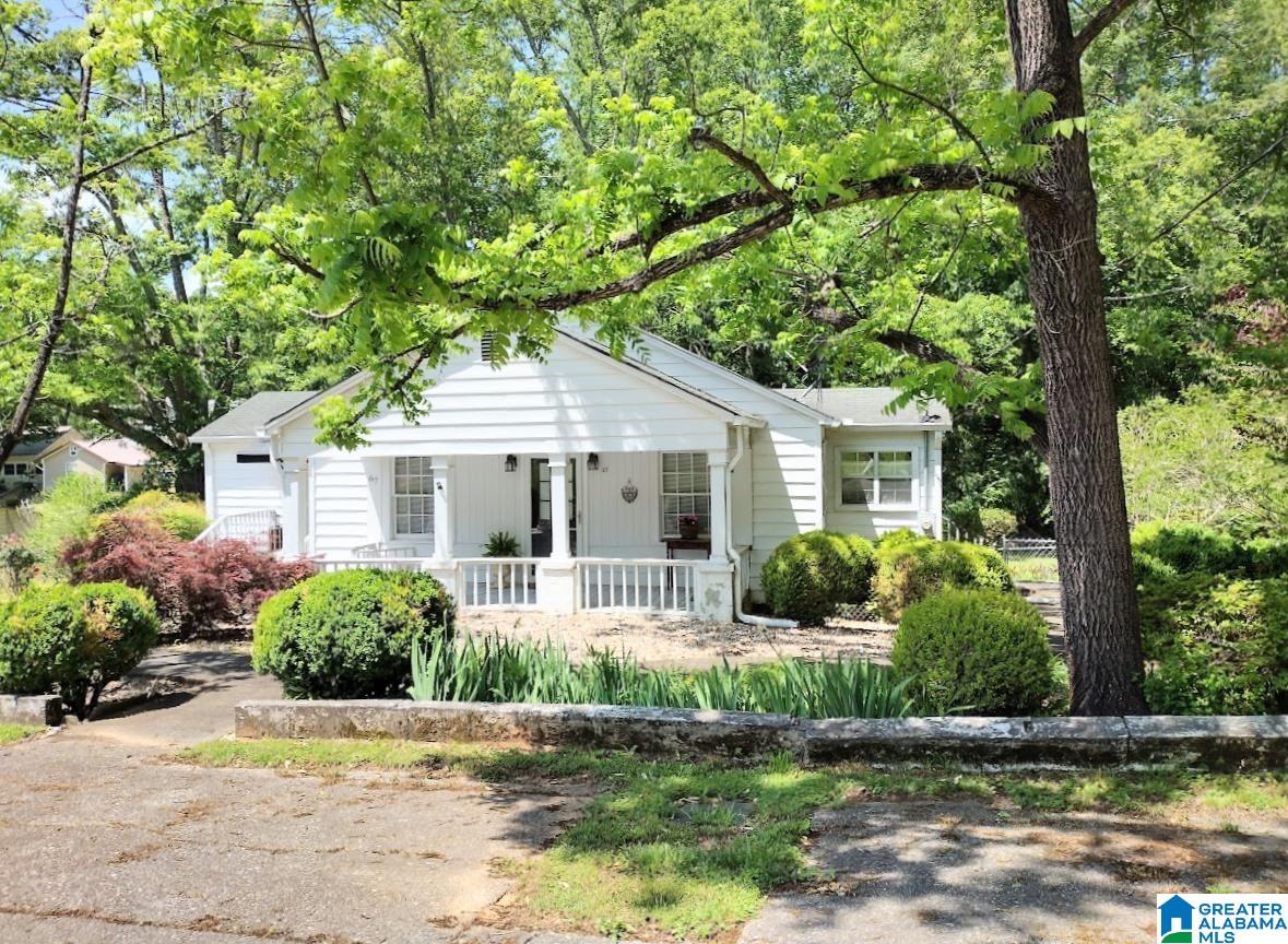67 Osborne Street Heflin, AL 36264 - Photo 1 of 19