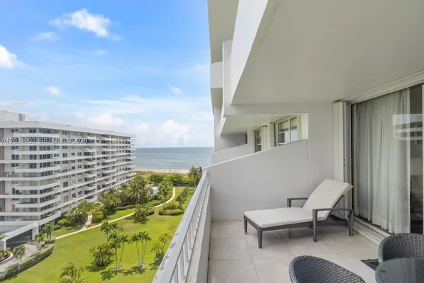 $5,100 | 199 Ocean Ln Drive, Unit 1006, Key Biscayne, FL 33149