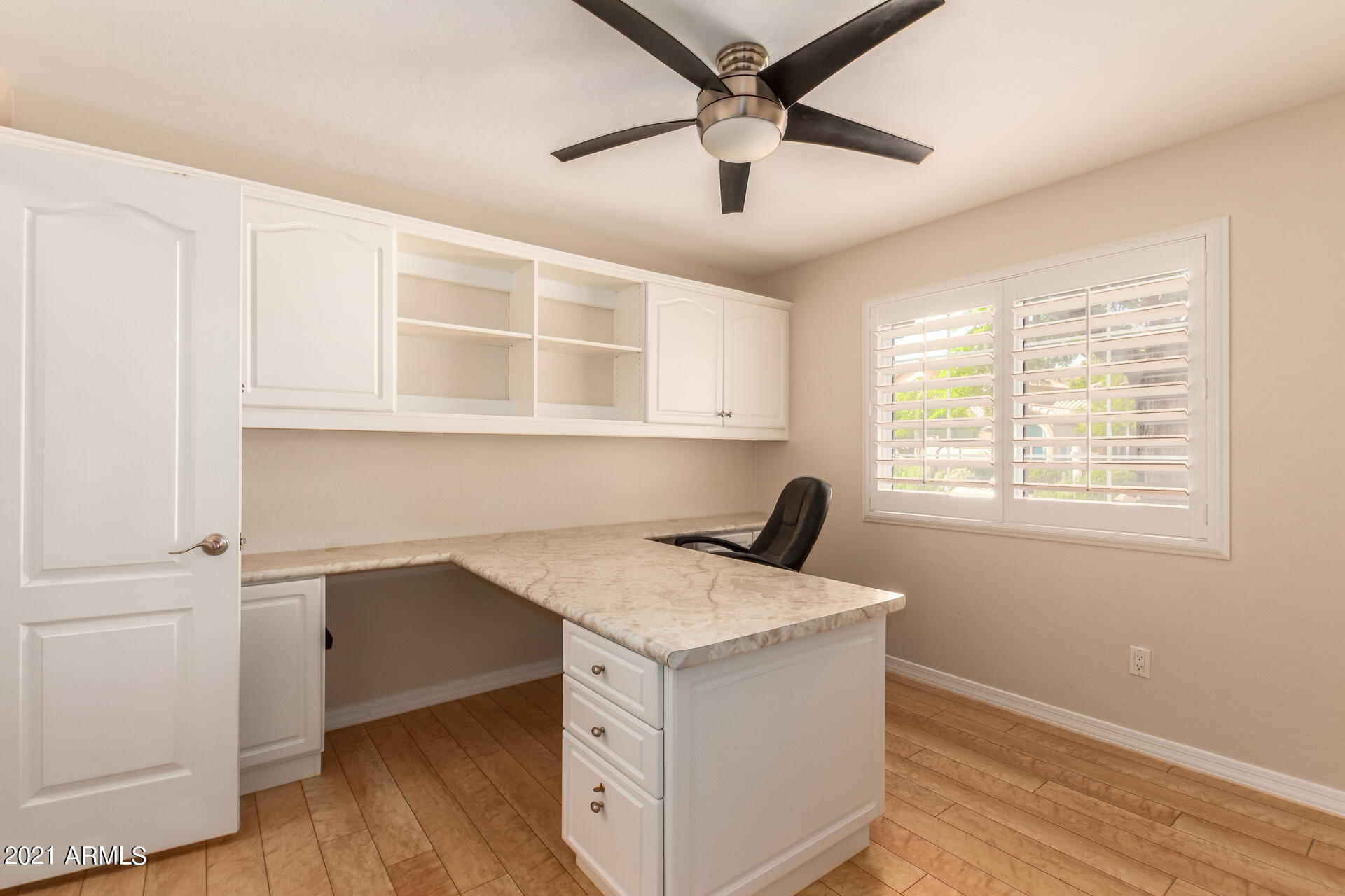 1715 East Redfield Road Phoenix, AZ 85022 - Photo 5 of 54 Downstairs bedroom set up as office