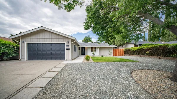 $565,000 | 2495 Carnation Drive, Fairfield, CA 94533