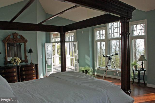 Bedroom (Master)