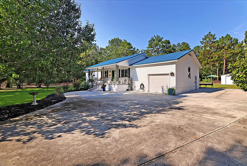 1127 Cleveland Street Elloree, SC 29047 - Photo 3 of 46 IMG_9787-copy