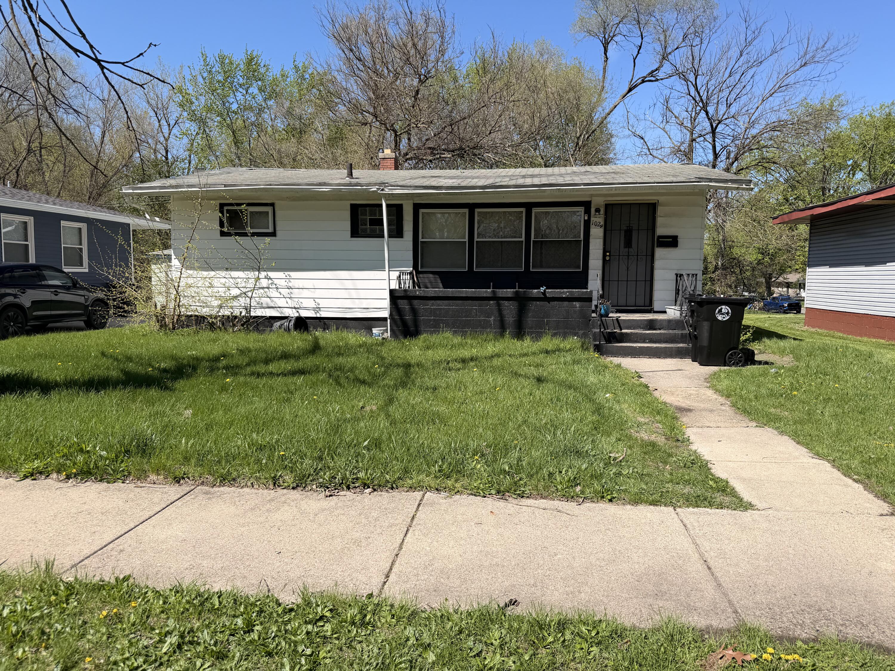 1024 East 35th Court Gary, IN 46409 - Photo 1 of 7 3000x2250