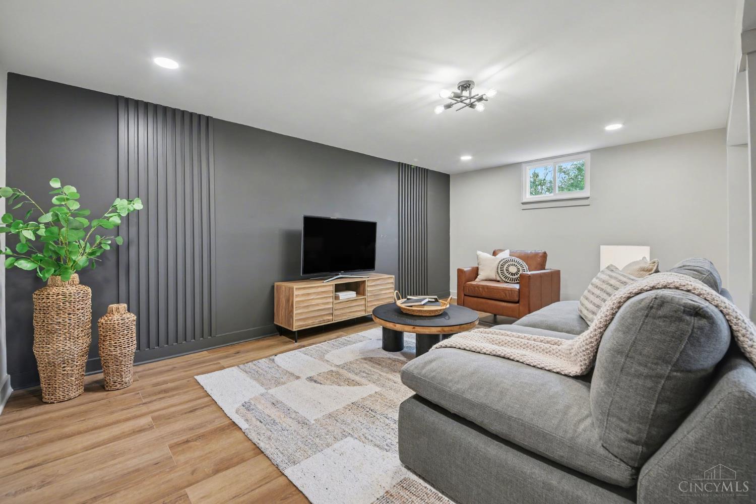 7230 Barret Road West Chester, OH 45069 - Photo 25 of 50 Close up of the slat accent media wall.