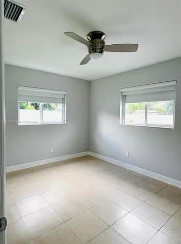 $525,999 | 4384 Northwest 202nd Street, Miami Gardens, FL 33055