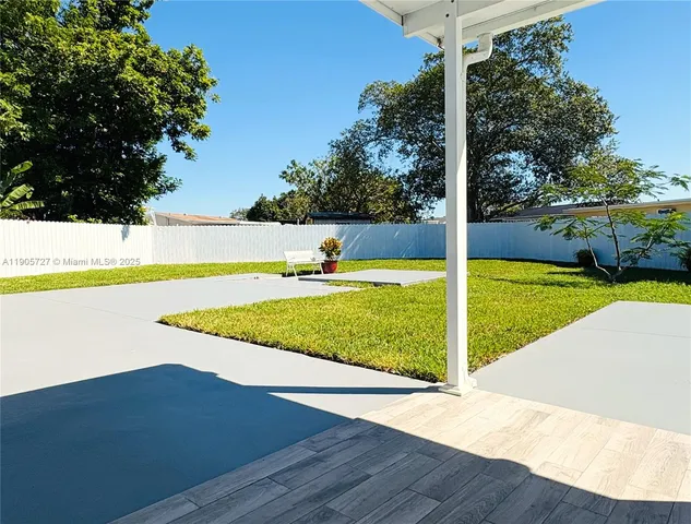 $525,999 | 4384 Northwest 202nd Street, Miami Gardens, FL 33055