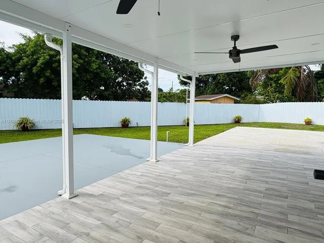 $525,999 | 4384 Northwest 202nd Street, Miami Gardens, FL 33055