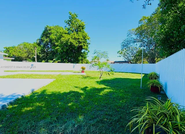 $525,999 | 4384 Northwest 202nd Street, Miami Gardens, FL 33055