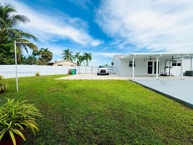 $525,999 | 4384 Northwest 202nd Street, Miami Gardens, FL 33055