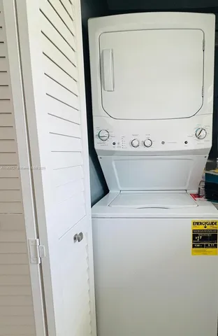 $525,999 | 4384 Northwest 202nd Street, Miami Gardens, FL 33055