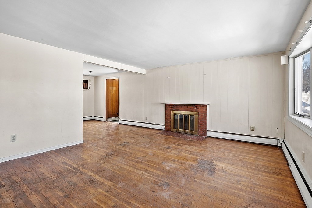 47 Samoset Road Peabody, MA 01960 - Photo 3 of 29
