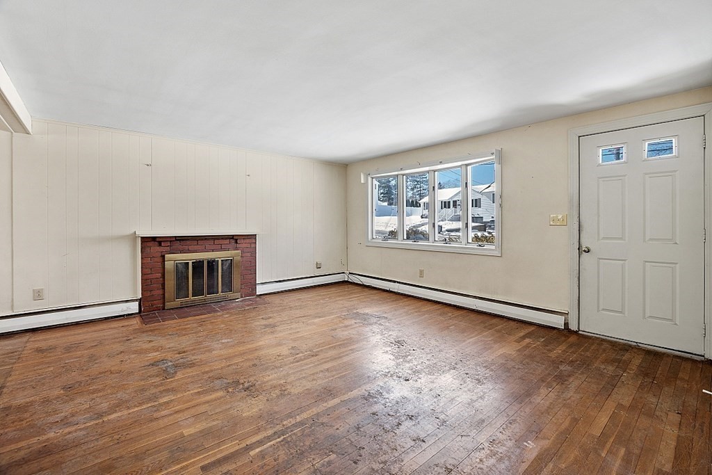 47 Samoset Road Peabody, MA 01960 - Photo 4 of 29