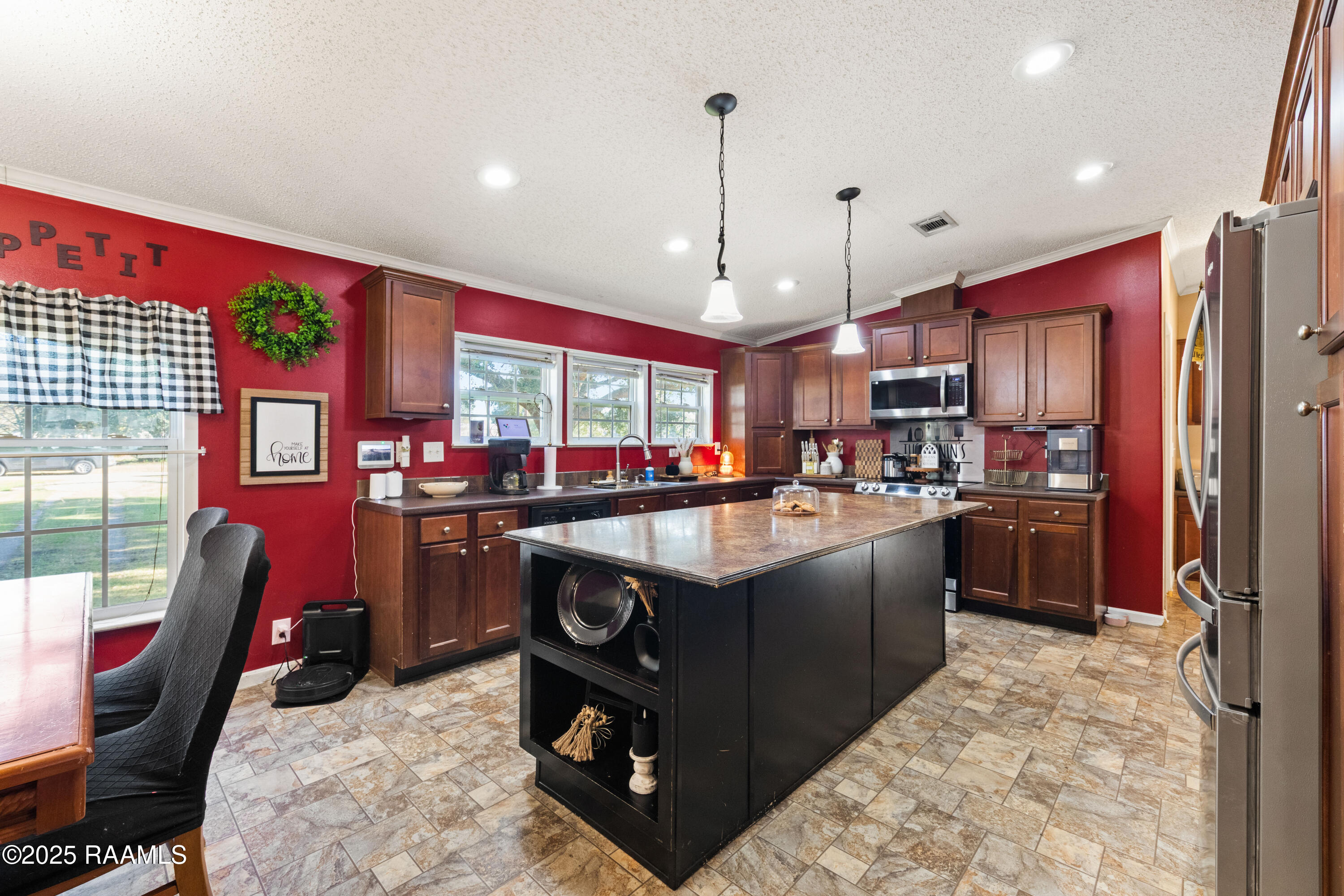 7713 Fred Romero Road New Iberia, LA 70560 - Photo 15 of 33 7713FredRomero-39