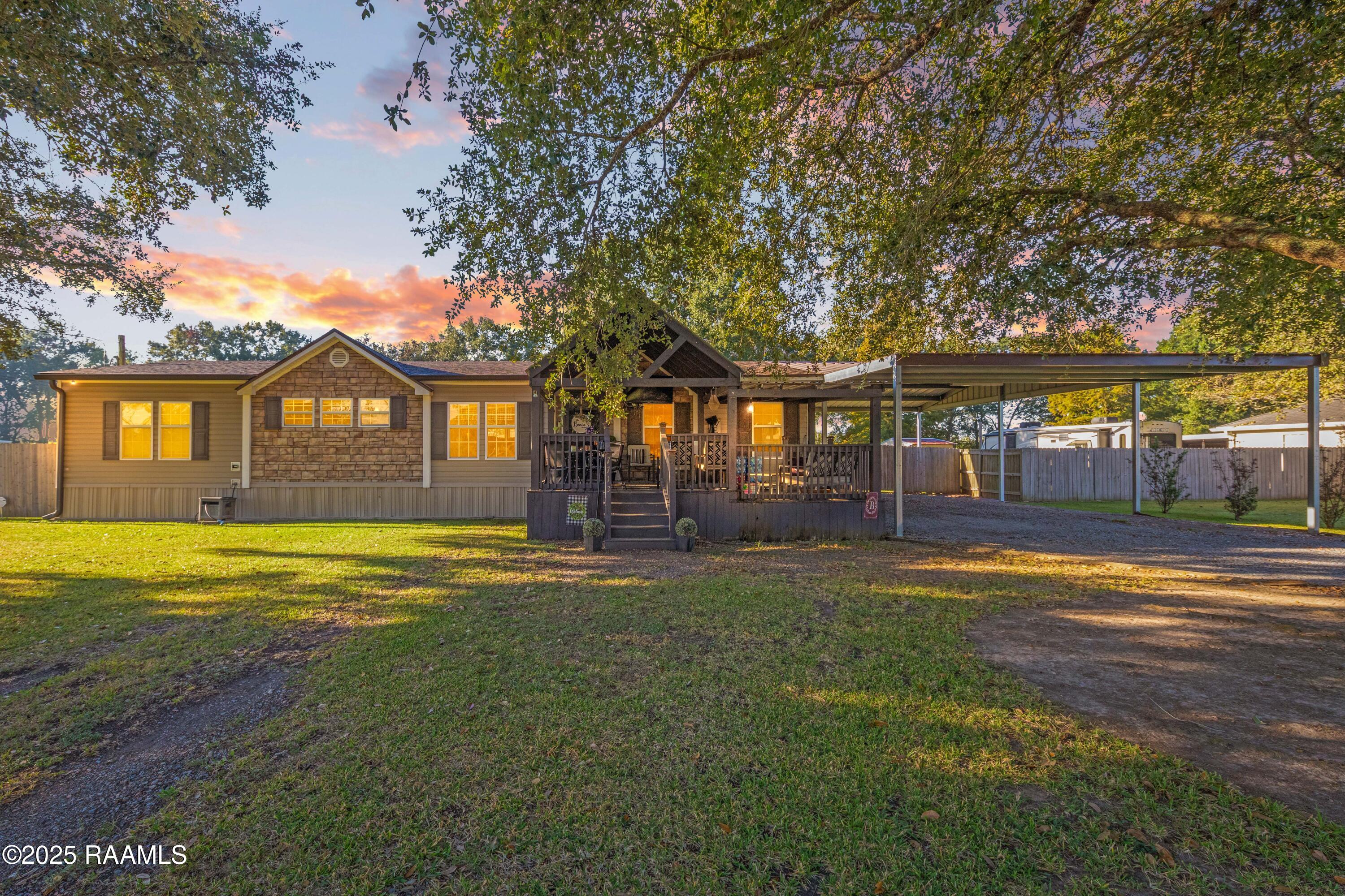 7713 Fred Romero Road New Iberia, LA 70560 - Photo 33 of 33 twilight