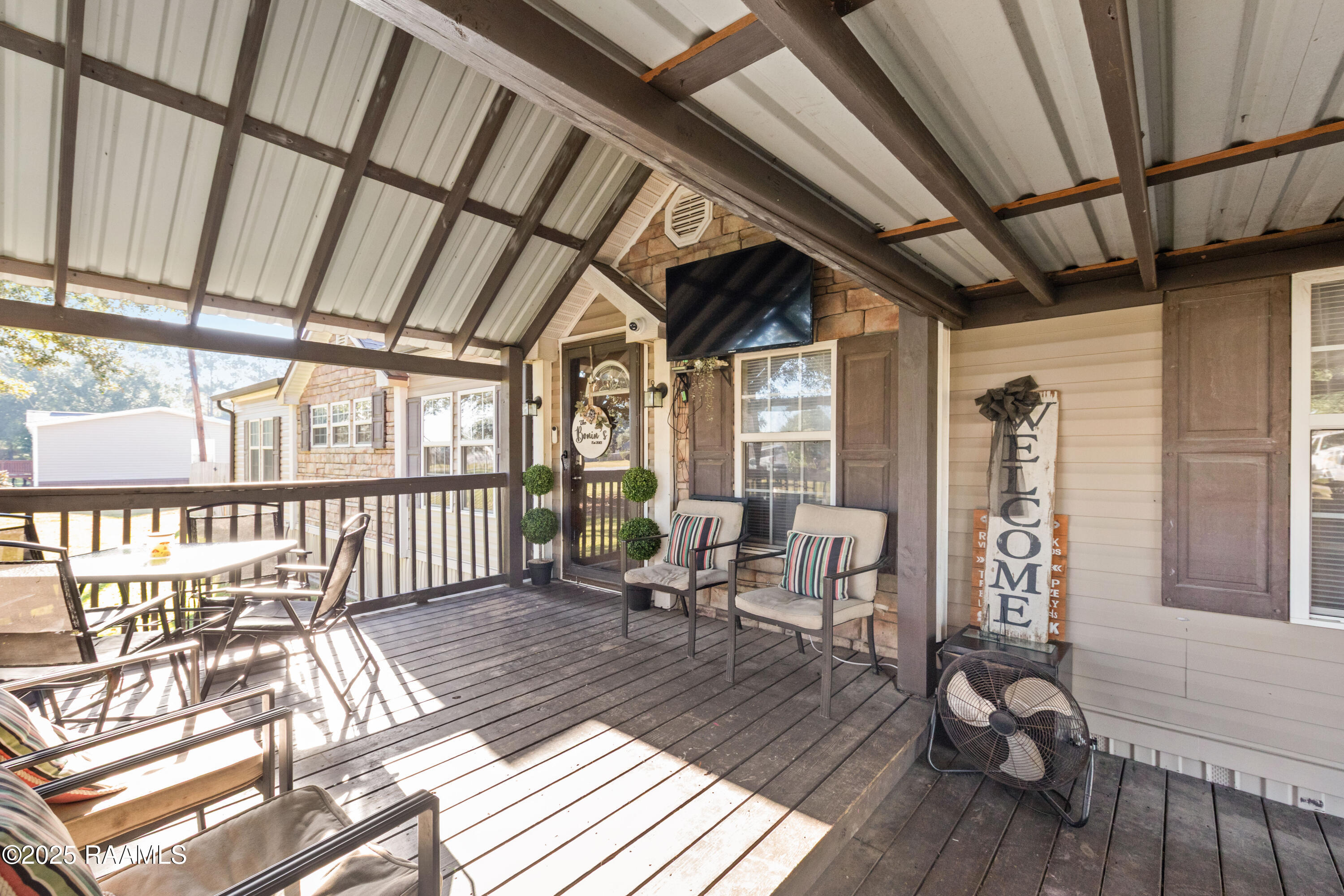 7713 Fred Romero Road New Iberia, LA 70560 - Photo 6 of 33 7713FredRomero-92