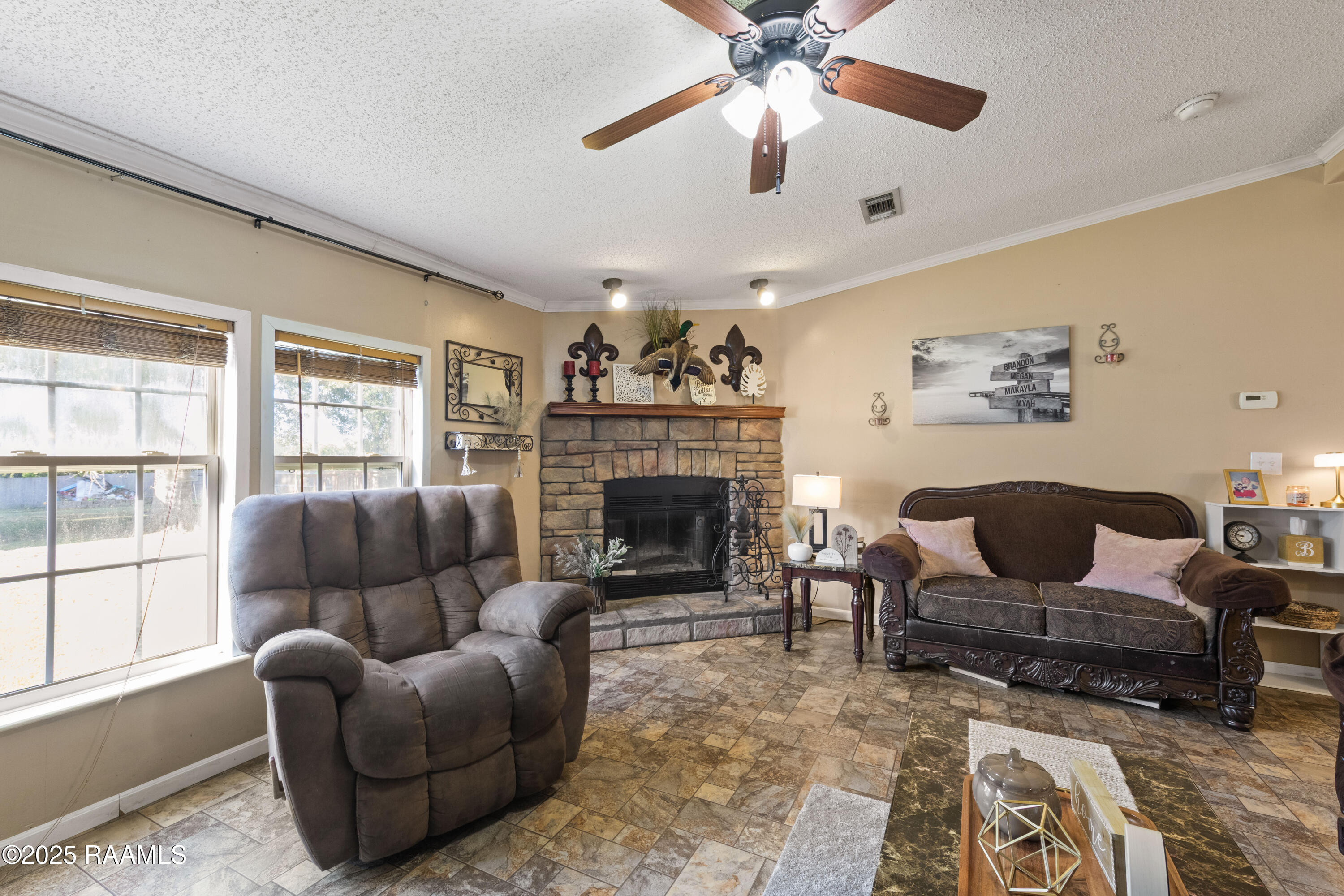 7713 Fred Romero Road New Iberia, LA 70560 - Photo 10 of 33 7713FredRomero-24