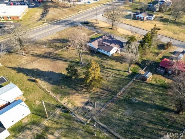 $279,900 | 837 Lynn Street, Lebanon, MO 65536