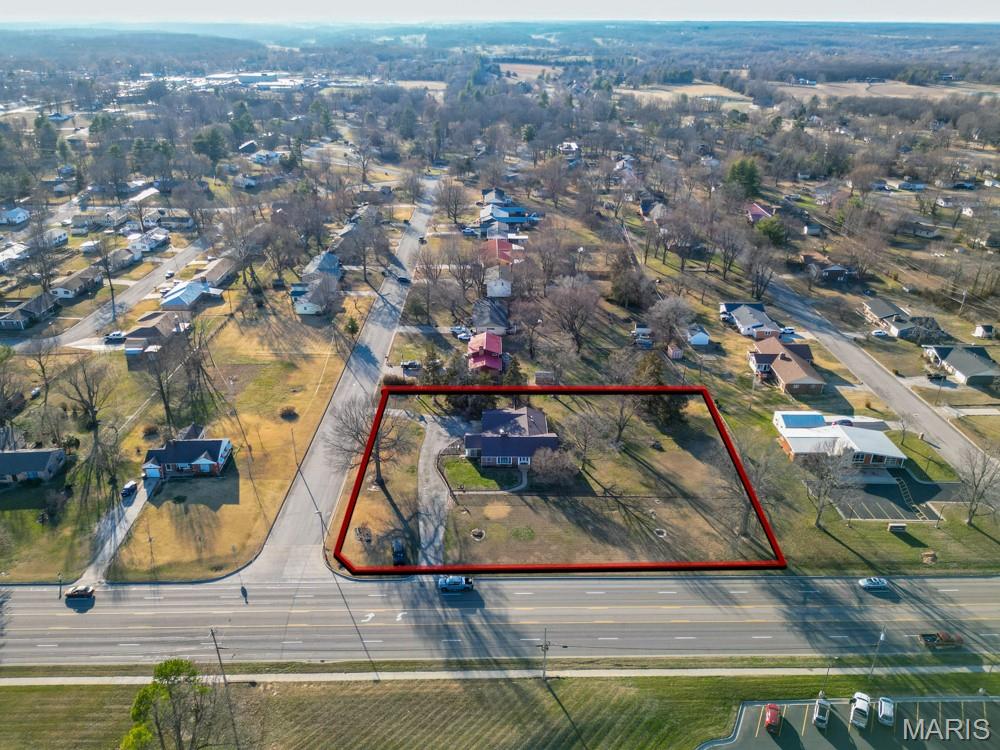837 Lynn Street Lebanon, MO 65536 - Photo 4 of 35