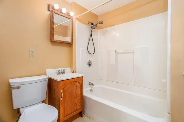 $390,000 | 30 Richman Street, Clinton, MA 01510