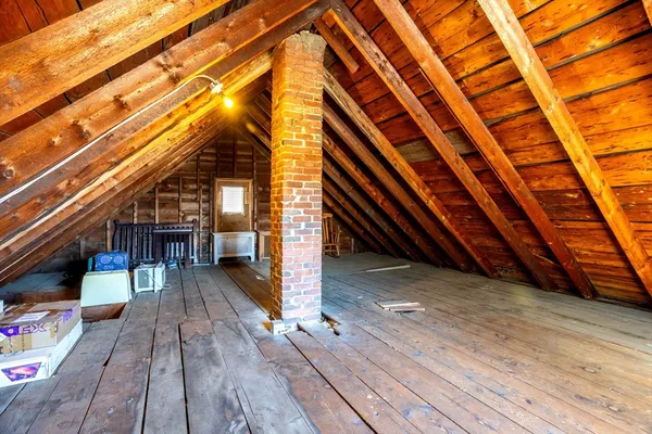 $390,000 | 30 Richman Street, Clinton, MA 01510