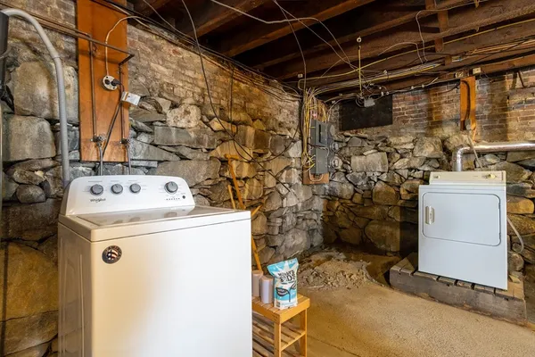 $390,000 | 30 Richman Street, Clinton, MA 01510