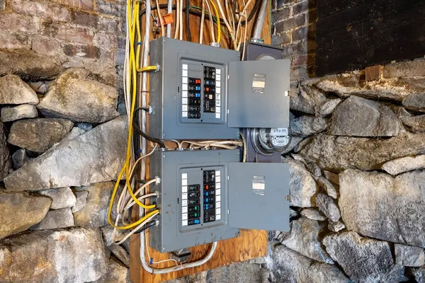 $390,000 | 30 Richman Street, Clinton, MA 01510