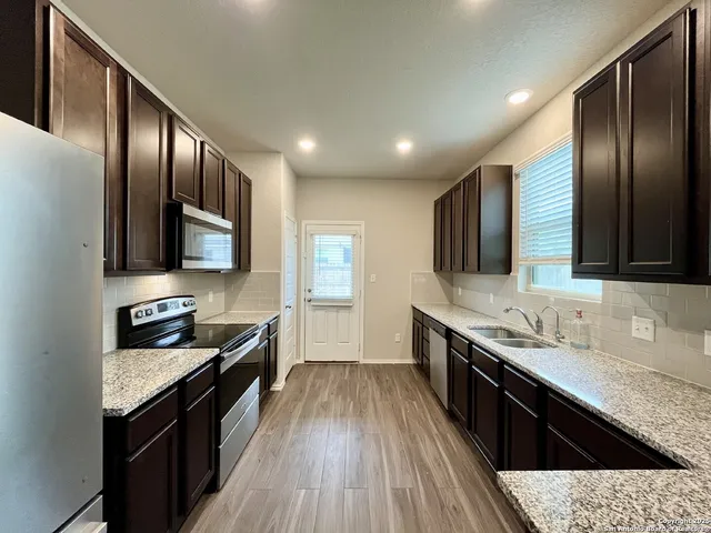 $1,695 | 9330 Trap Rock Drive, San Antonio, TX 78211