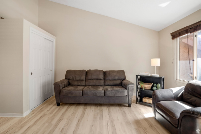 860 South Village Road, Unit O8 St. George, UT 84770 - Photo 7 of 37