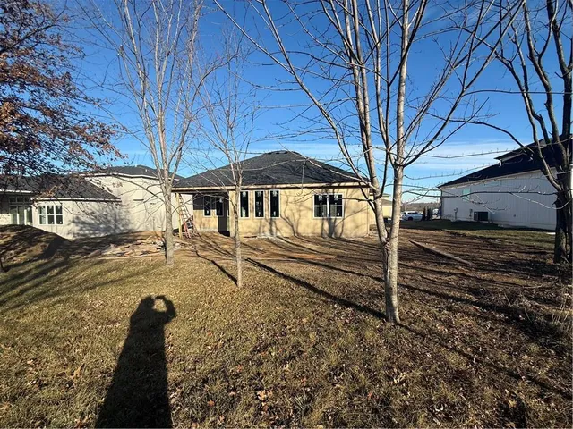 $750,000 | 2616 Northeast Woodland Court, Lee's Summit, MO 64086