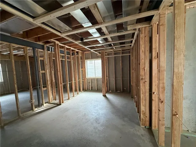 $750,000 | 2616 Northeast Woodland Court, Lee's Summit, MO 64086