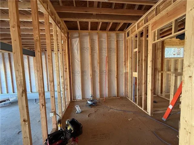 $750,000 | 2616 Northeast Woodland Court, Lee's Summit, MO 64086