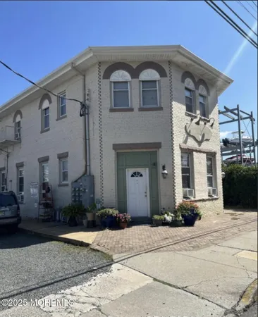 $1,850 | 24 Bay Avenue, Unit 4, Highlands, NJ 07732
