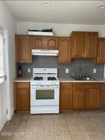 $1,850 | 24 Bay Avenue, Unit 4, Highlands, NJ 07732