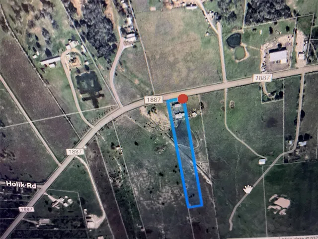 view of water heater room