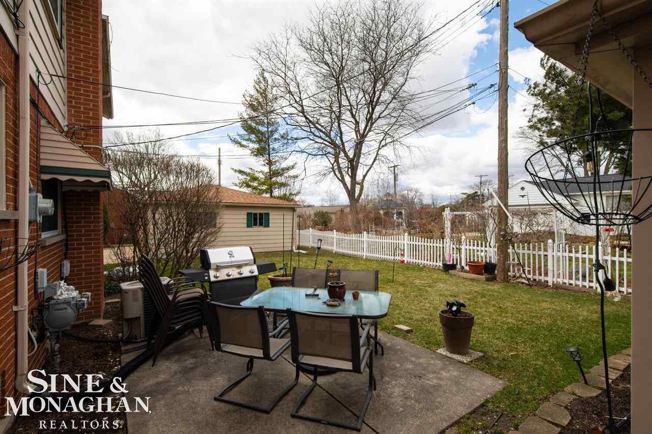 20720 Meier Road St. Clair Shores, MI 48081 - Photo 26 of 28