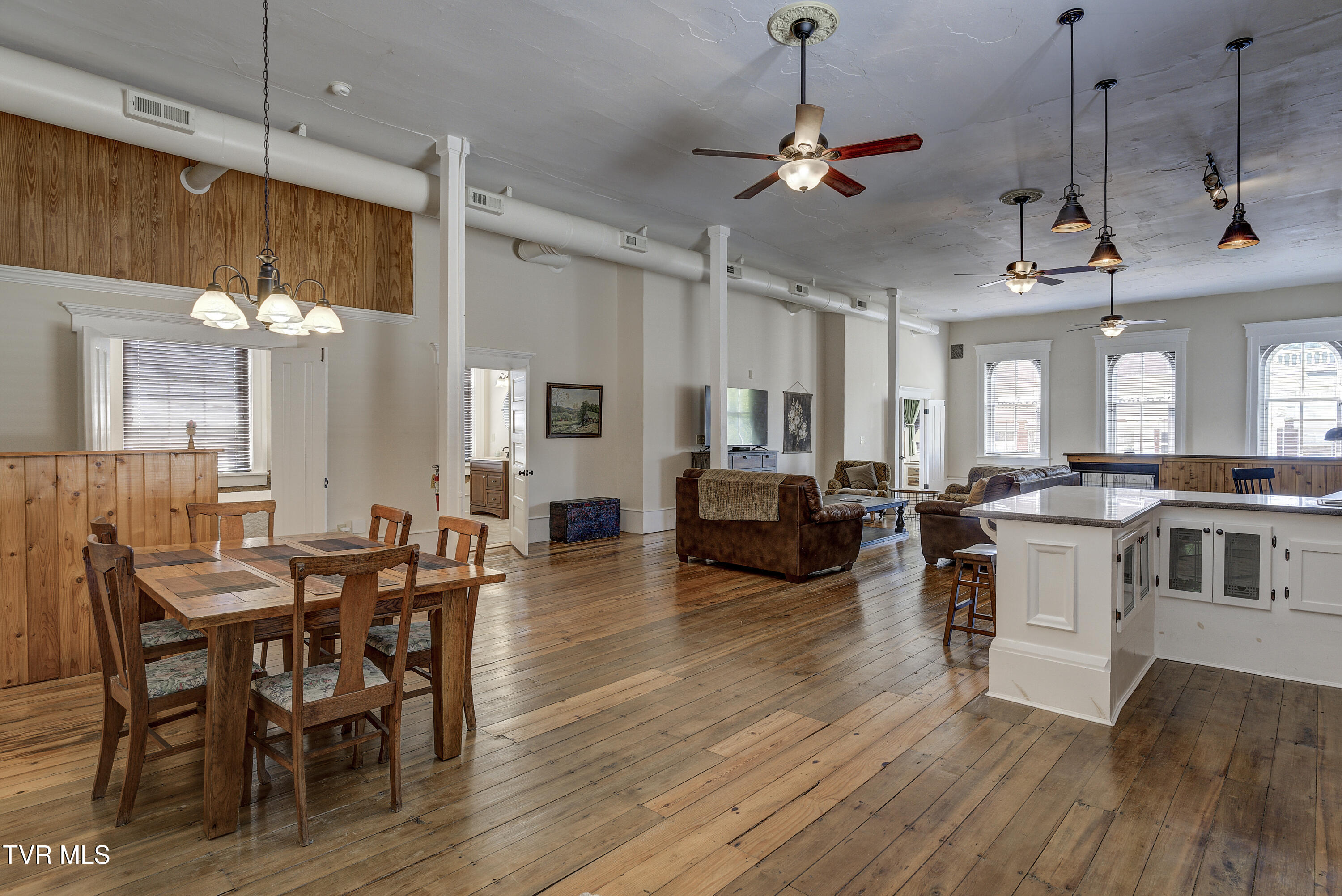 109 East Main Street, Unit STE 301 Jonesborough, TN 37659 - Photo 17 of 60 EastMainSt301--15