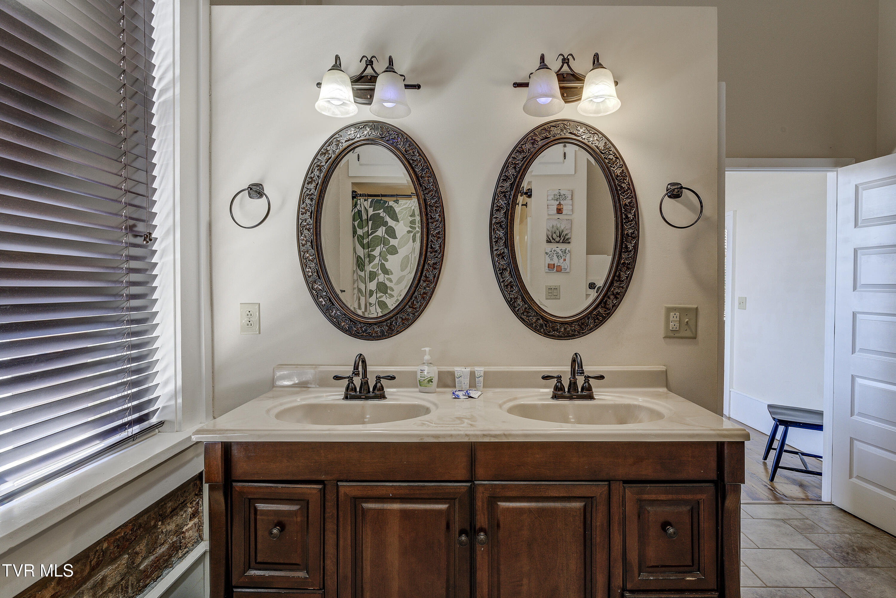 109 East Main Street, Unit STE 301 Jonesborough, TN 37659 - Photo 36 of 60 EastMainSt301--31