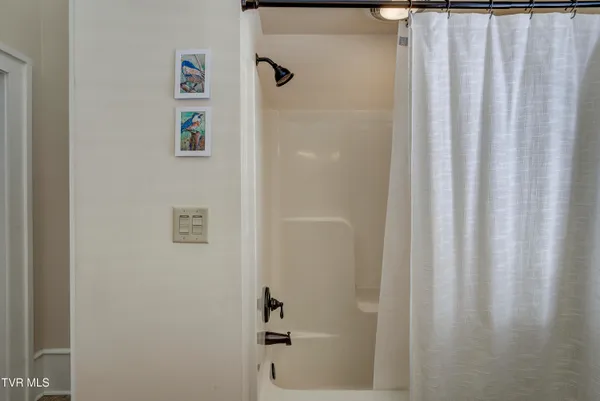 $670,000 | 109 East Main Street, Unit STE 301, Jonesborough, TN 37659